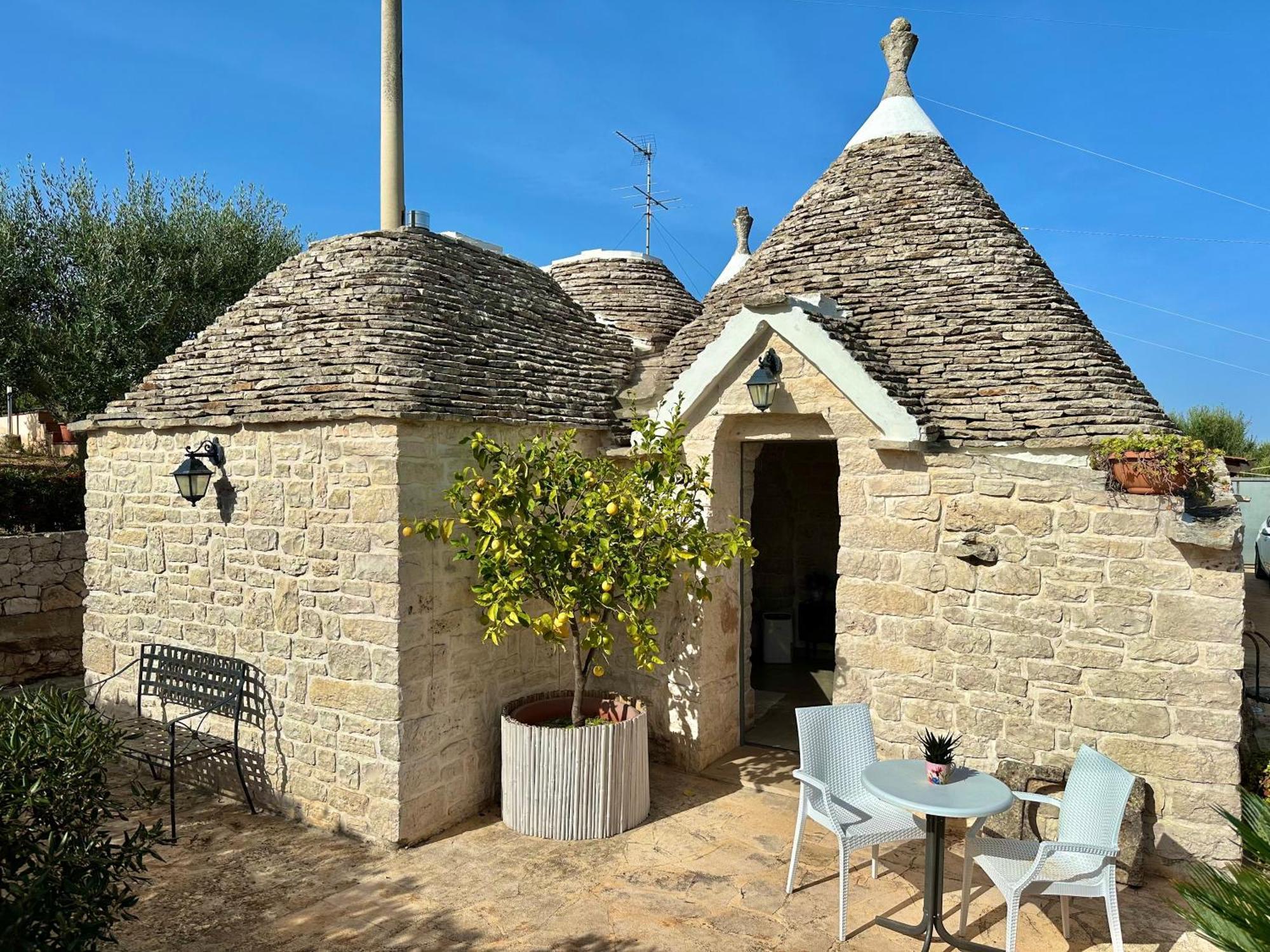Trulli Fenice Alberobello Habitación foto